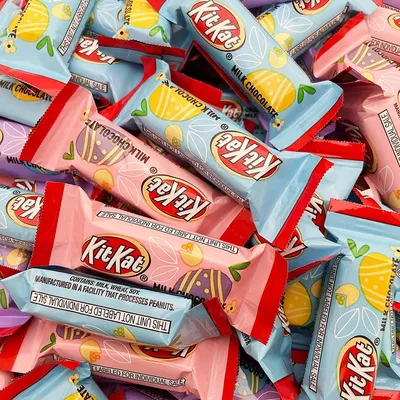 KITKAT Milk Chocolate Miniature Bars, Pastel Colors, Bulk Pack 2 Pound –  Crazy Outlet Candy Store