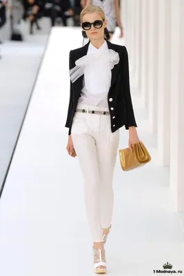 Элегантный стиль Коко Шанель в одежде. Фото модных образов | Fashion,  Fashion outfits, Style