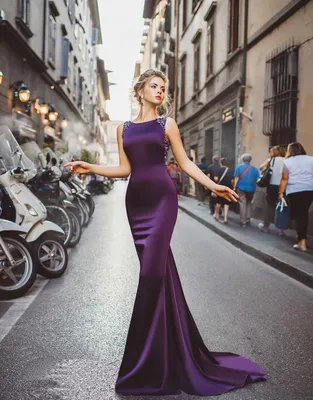 Эксклюзивные вечерние платья купить в Москве — в салоне ValentinaPolli!