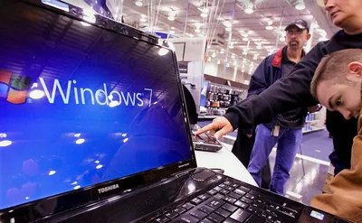 Пользователи Windows 7 сообщили о запрещающей выключить компьютер ошибке —  РБК