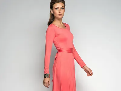 Коралловое длинное платье с жаткой на талии 82533 за 399 грн: купить из  коллекции Classy - issaplus.com