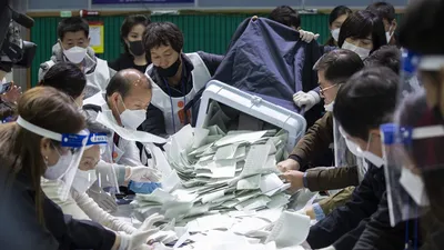 Корейцы ходят первыми и выигрывают: как в республике прошли выборы | Статьи  | Известия