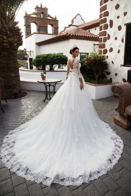 Королевские свадебные платья , свадебное платье со шлейфом | Wedding  dresses lace, Wedding dress, Lace wedding