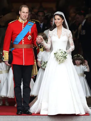Посмотрите, как менялись свадебные платья королевских особ за последние 100  лет / AdMe