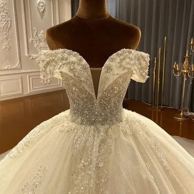 Самые дорогие королевские свадебные платья