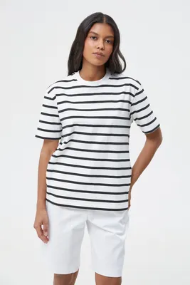 https://www.bershka.com/am/%D0%B6%D0%B5%D0%BD%D1%89%D0%B8%D0%BD%D1%8B/%D0%BE%D0%B4%D0%B5%D0%B6%D0%B4%D0%B0/%D1%84%D1%83%D1%82%D0%B1%D0%BE%D0%BB%D0%BA%D0%B8-c1010193217.html