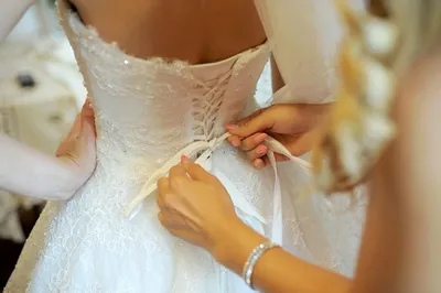 Платье на свадьбу 2022 — выбрать образ для невесты
