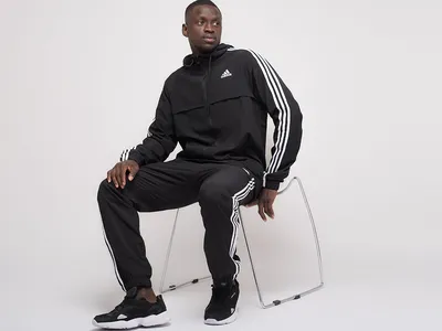 Спортивный костюм adidas