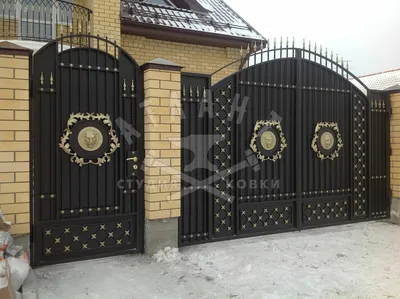 Авторские кованые ворота КВ-020: купить в Москве, фото, цены