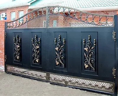 Распашные кованые ворота «Модерн» в Москве - МКЦ