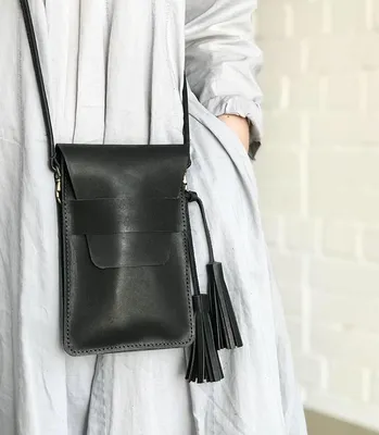 Пин от пользователя Shari McDougall на доске Leather в 2023 г | Кожаная  сумка своими руками, Сумка своими руками, Кожаные сумки
