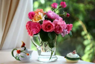 Красивые цветы в вазах - 71 фото