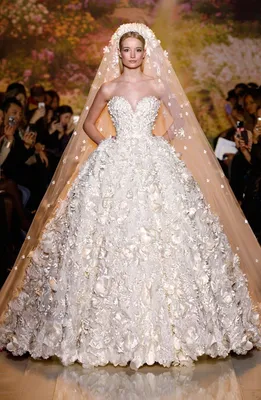 Самые красивые свадебные платья в мире: Топ-100 фото самых красивых  свадебных платьев - Like Miracle
