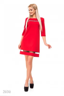Красное коктейльное платье из кружева