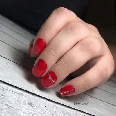 Красный маникюр гибкие ленты | Стильные ногти, Дизайнерские ногти,  Живописные ногти