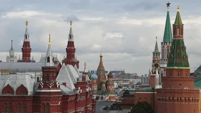 В Кремль съезжаются кортежи перед принятием новых регионов в состав России  - РИА Новости, 30.09.2022