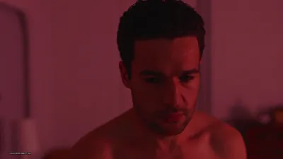 https://www.theatrely.com/post/danny-and-the-deep-blue-sea-christopher-abbott-and-aubrey-plaza-circle-moonlit-waters-review