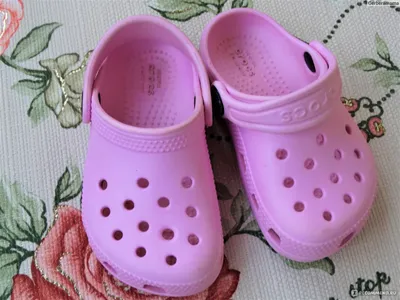 Кроксы CROCS Сабо Classic Kids - «Люблю и ненавижу. Множество плюсов, за  которые можно простить их странный внешний вид. Сравнение с российским  вариантом noname.» | отзывы