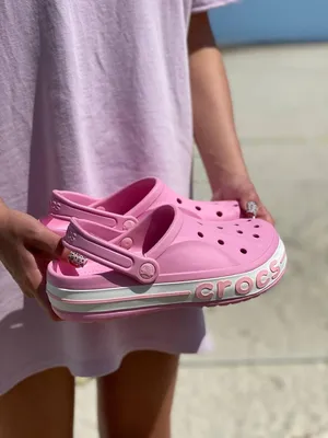 Купить Кроксы женские Crocs розовые сабо из пены шлепки резиновые, цена  1499 грн — Prom.ua (ID#1629726023)