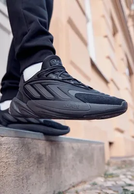 Кроссовки Adidas Ozelia черные купить в шоуруме в СПб