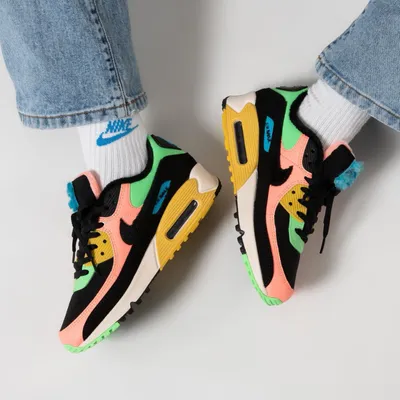 Женские кроссовки WMNS AIR MAX 90 – Китай, Индонезия, розового цвета,  натуральная кожа. Купить в интернет-магазине в Москве. Цена 10390 руб.