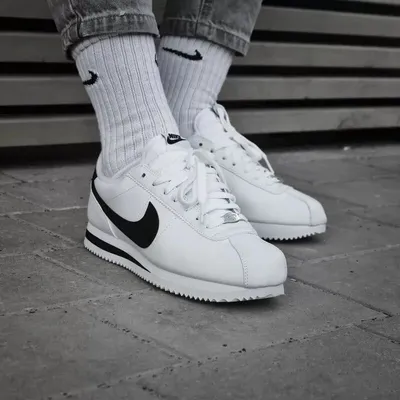 Nike Cortez кроссовки: блеск истории и топ уличной моды