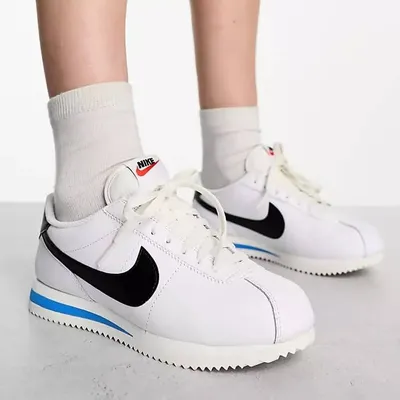 Кроссовки Nike Cortez Unisex Trainers, белый – заказать по доступной цене  из-за рубежа в «CDEK.Shopping»
