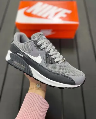 Купить серые кроссовки Nike Air Max 90 в шоуруме в СПБ