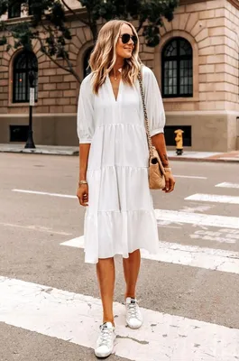 23 Ways to Wear a Pair of White Sneakers - Pretty Designs | White dress  summer, Dress and sneakers outfit, Fashion jackson