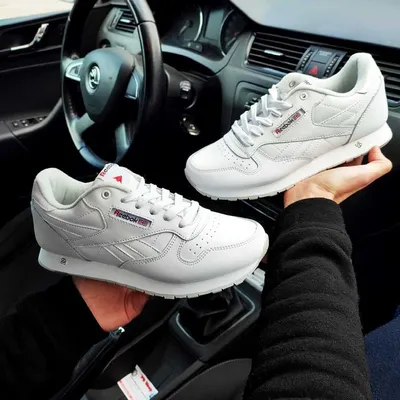 Кроссовки женские Reebok Classic Leather белый/бежевый цвет — купить за  5499 руб. со скидкой 50 %, отзывы в интернет-магазине Спортмастер