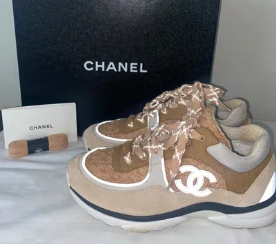 Chanel Suede Calfskin CC Sneakers in Black Size 36 | MTYCI