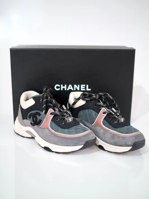 CHANEL 22A CC Logo Sneakers White/ Black 38.5 *New - Timeless Luxuries