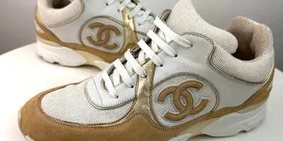 Chanel CC Hightop Winter Sneakers Olive Green Nylon and Suede 35 – Madison  Avenue Couture