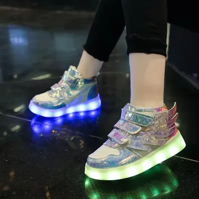 Светящиеся кроссовки с LED подошвой, розовые (USB подзарядка), размеры  29-36 (LK 1055) (ID#1220157929), цена: 950 ₴, купить на Prom.ua