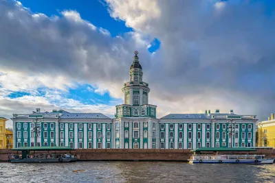 Кунсткамера в Санкт-Петербурге | Описание и фото