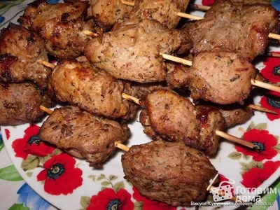 Рецепт мягкой и сочной курицы в аэрогриле целиком! Вкусная пряная курица с  чесноком | KOSHELOT | Дзен