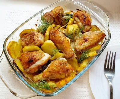 Курица, запеченная с картофелем - пошаговый рецепт с фото на Готовим дома
