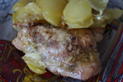 Готовлю вкусный ужин: Курица с картошкой в духовке. Такой курицы всегда  мало, весь секрет в специях ( делюсь) | Рецепты в гостях у Вани | Дзен