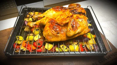 Курица, запеченная в духовке целиком - пошаговый рецепт с фото на Готовим  дома