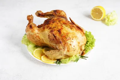 Рецепт сочной и нежной курицы с чесноком и травами, целиком запеченной в  духовке | Кулинарные практики | Дзен