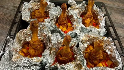 Курица, запеченная с овощами в фольге - 9 пошаговых фото в рецепте