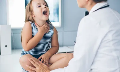 Острый ларингит у ребенка: причины, симптомы и рекомендации по лечению