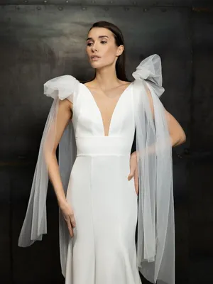 Свадебное платье Дэрон с открытой спиной купить в Москве - свадебный салон  Etna Bride