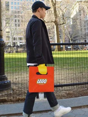 LEGO® Brick Lunch Bag – Orange 5005516 | Other | Buy online at the Official  LEGO® Shop DE