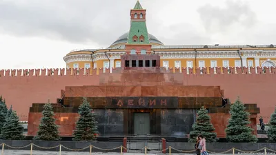 Что немецкие туристы думают о мавзолее Ленина – DW – 22.04.2019