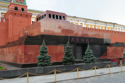 Мавзолей Ленина: описание, история, экскурсии, точный адрес