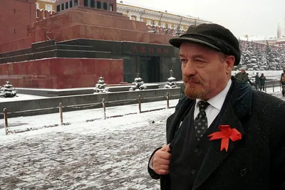 Москвича задержали при попытке украсть тело Ленина из Мавзолея - МК