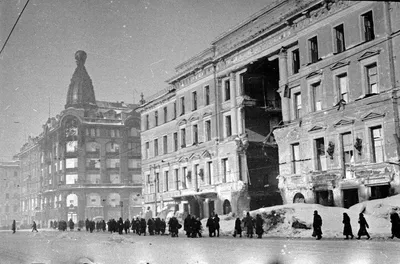 Каким был Ленинград в 1942 году? 19 фотографий блокадного города, который  не сдался | Путешествия и всего по чуть-чуть | Дзен