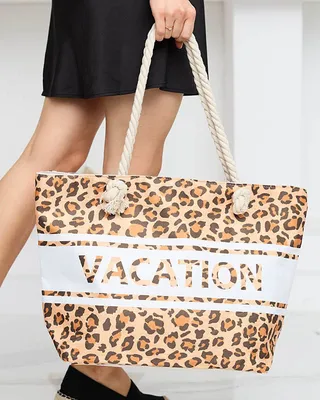 Accessorize ❤ женская сумка через плечо с леопардовым принтом со скидкой  50%, коричневый цвет, размер , цена 44.99 BYN