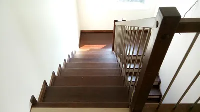 Лестница в доме с площадкой - Купить лестницу с площадкой | Градиус